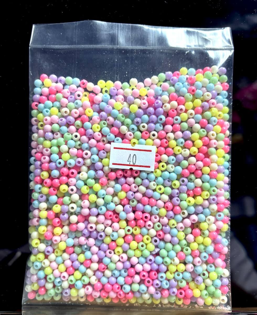 ลูกปัดพาสเทลรูปทรงกลม ขนาด 4 มิล คละสี