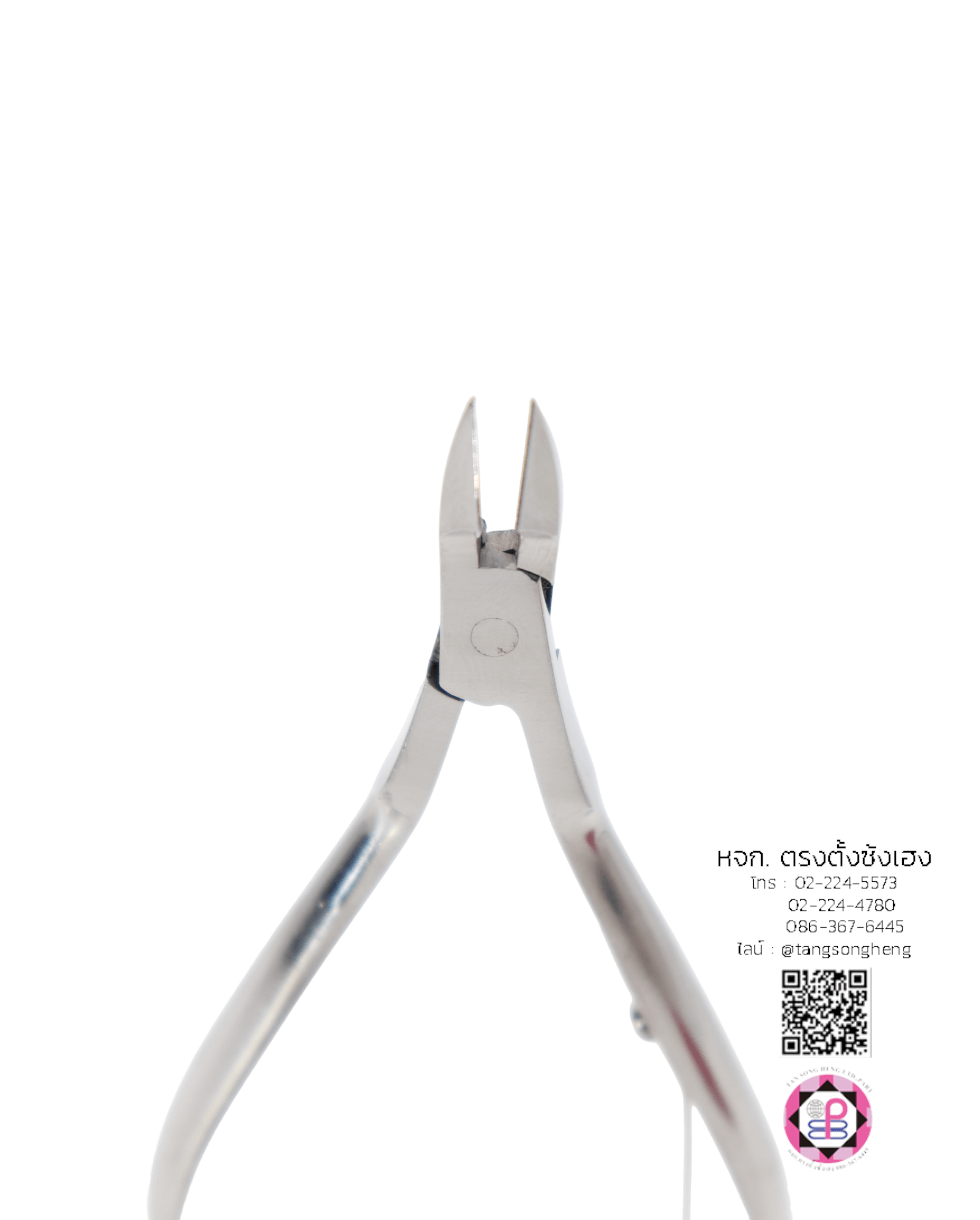 กรรไกรตัดหนังซองแดง 777