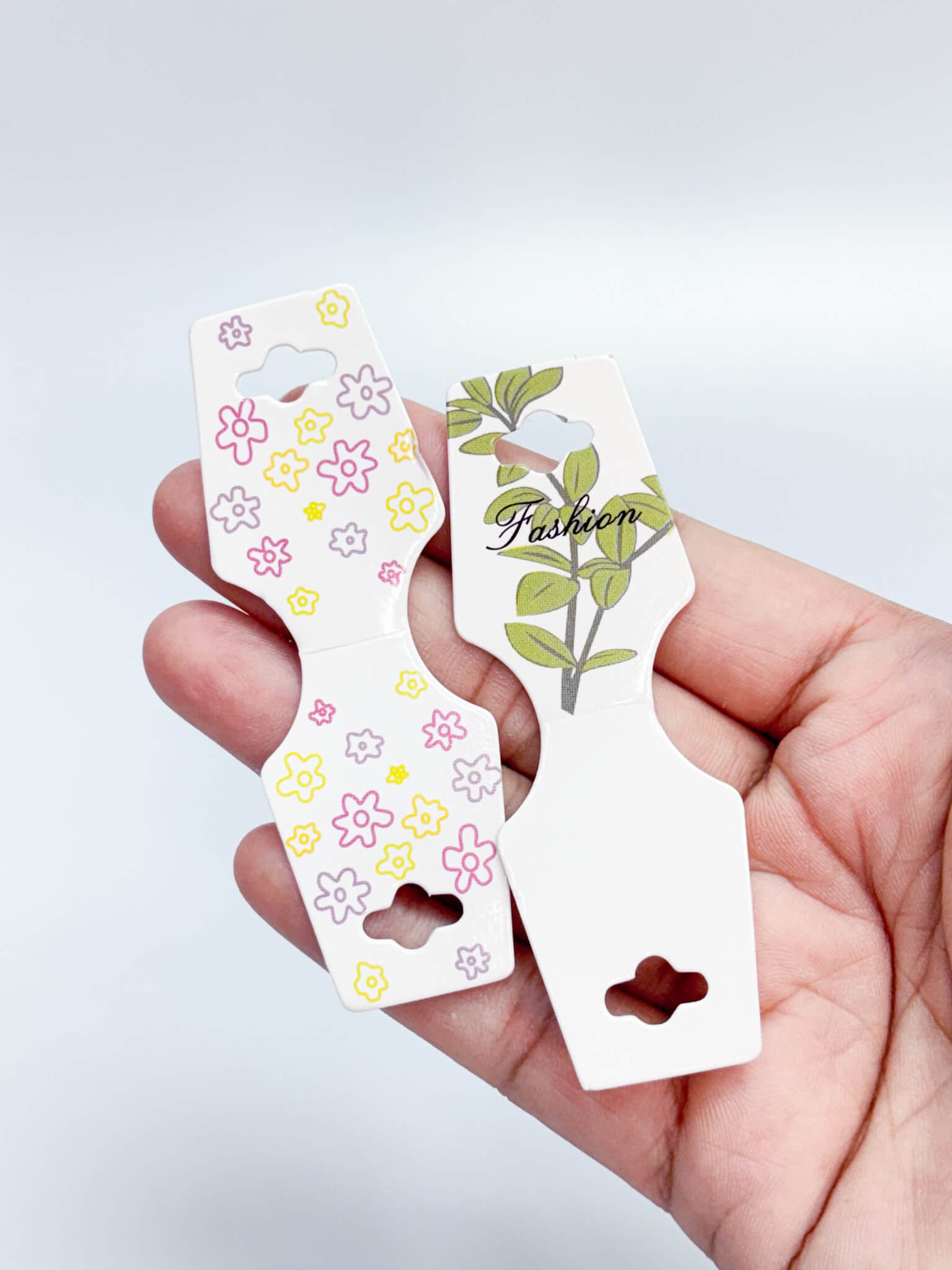 หัวกระดาษกระดูกงู ขนาดเล็ก พิมพ์ลายดอกไม้เล็ก แพ็ค 200 แผ่น