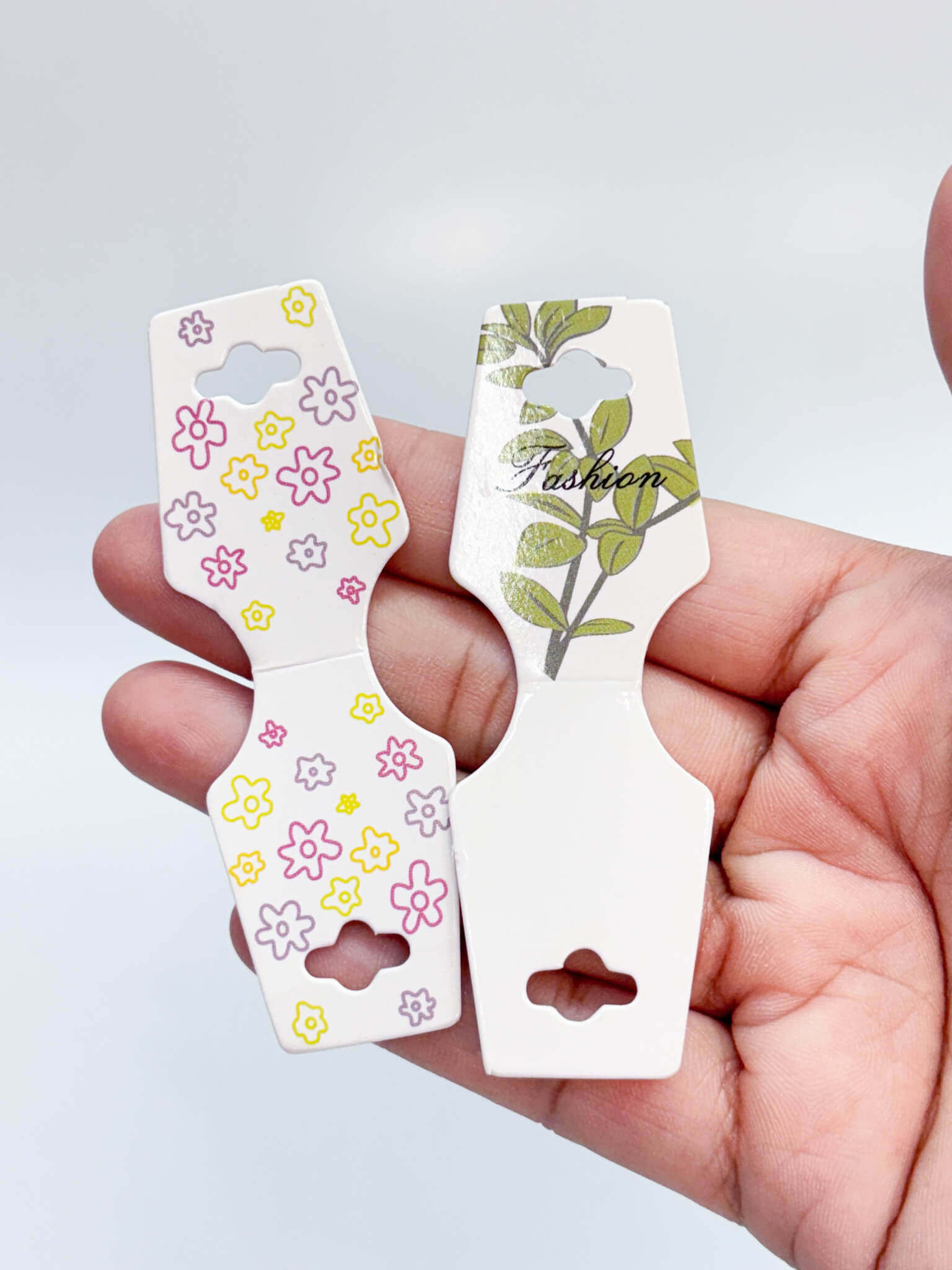 หัวกระดาษกระดูกงู ขนาดเล็ก พิมพ์ลายดอกไม้เล็ก แพ็ค 200 แผ่น