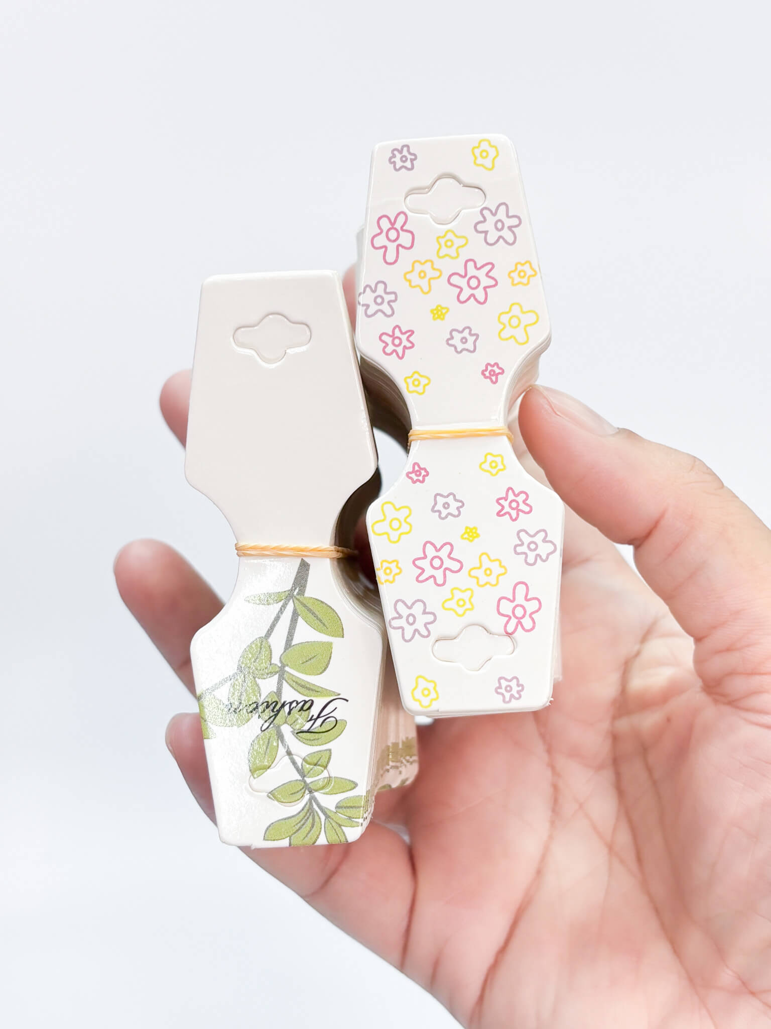 หัวกระดาษกระดูกงู ขนาดเล็ก พิมพ์ลายดอกไม้เล็ก แพ็ค 200 แผ่น