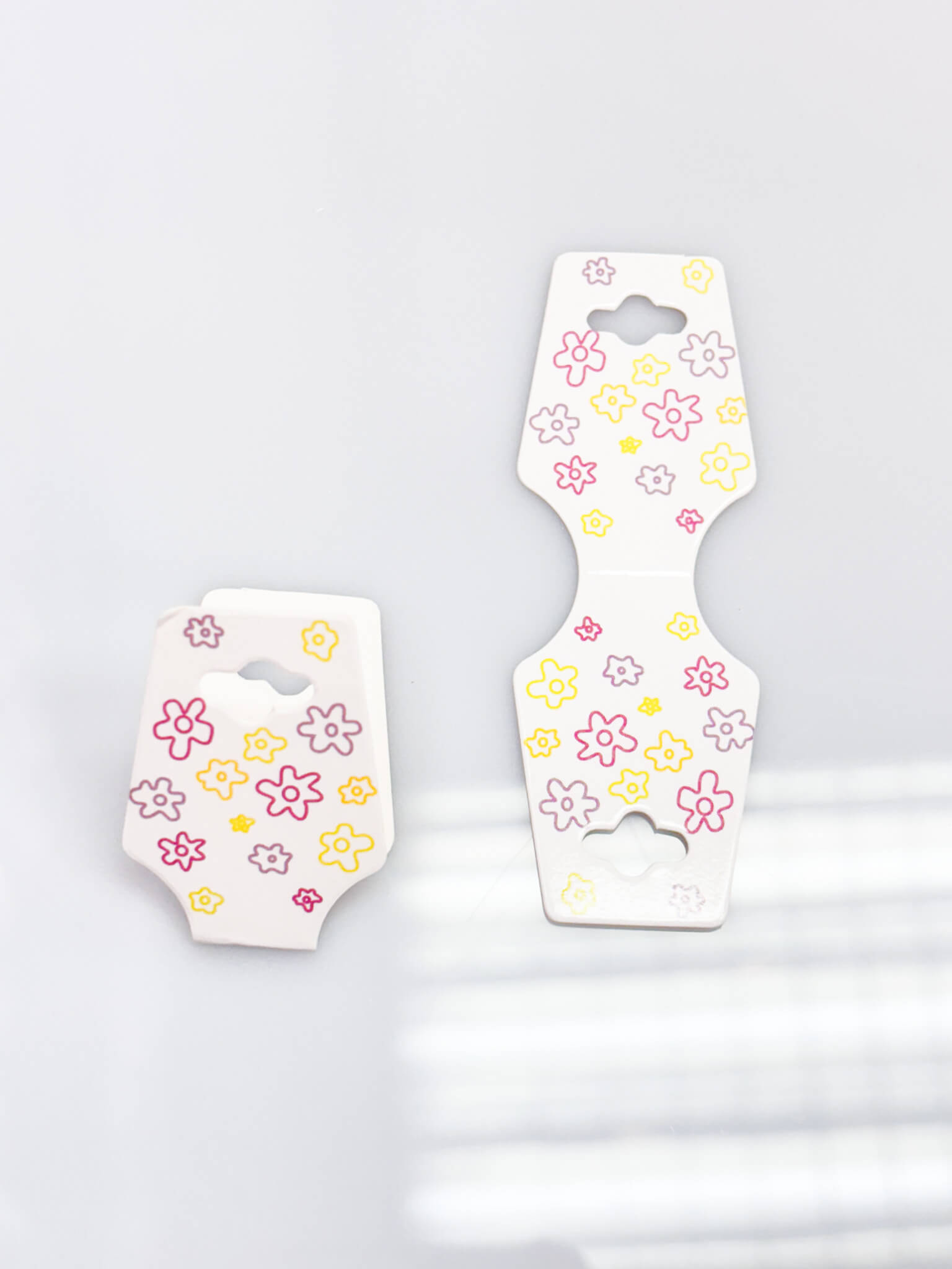 หัวกระดาษกระดูกงู ขนาดเล็ก พิมพ์ลายดอกไม้เล็ก แพ็ค 200 แผ่น