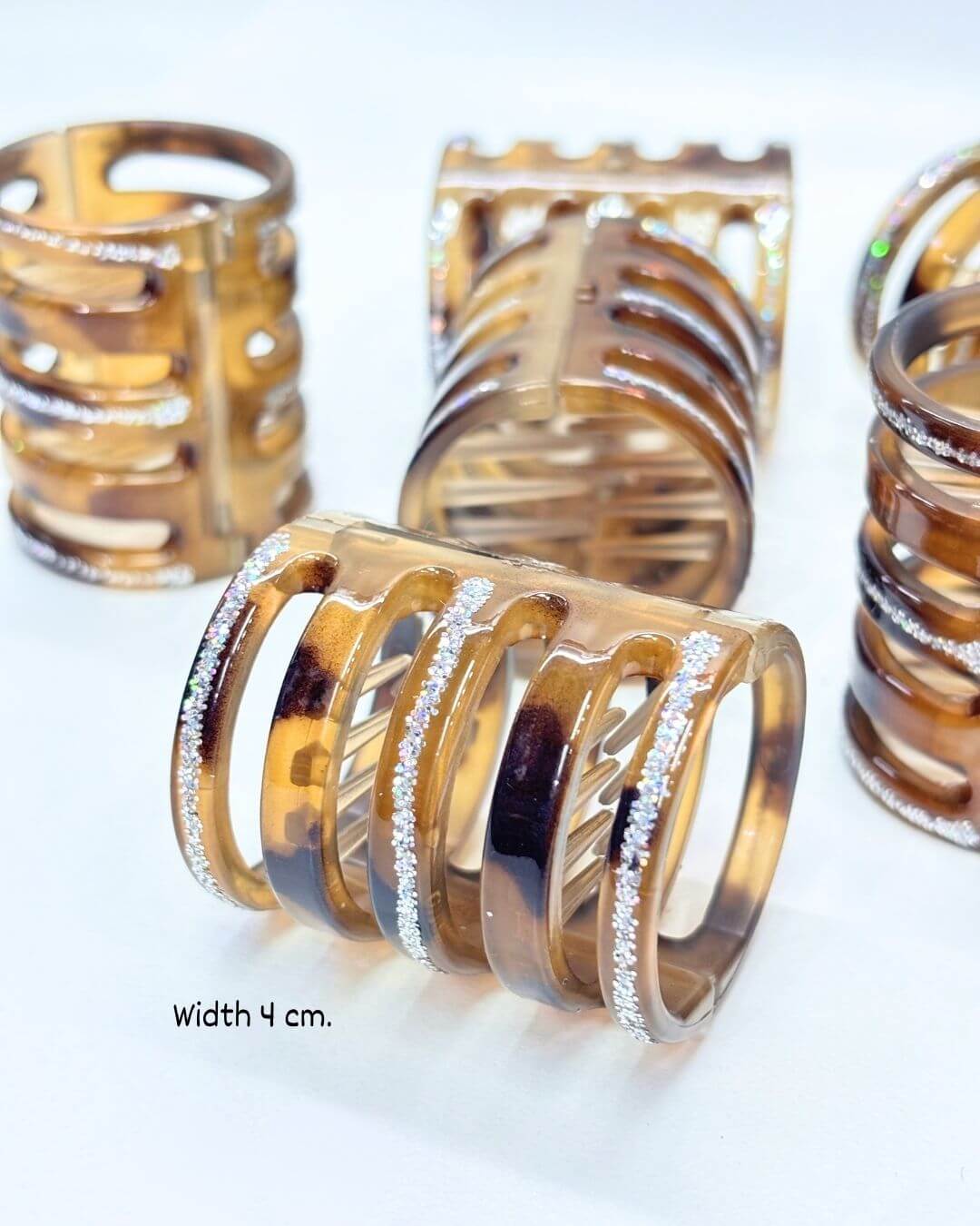 #กิ๊บติดผม #กิ๊บงับ #เครื่องประดับผม #ทำผมหางม้า #กิ๊บลายกระ #รีวิวบิวตี้ #ของดีราคาถูก #ทรงผมง่ายๆ